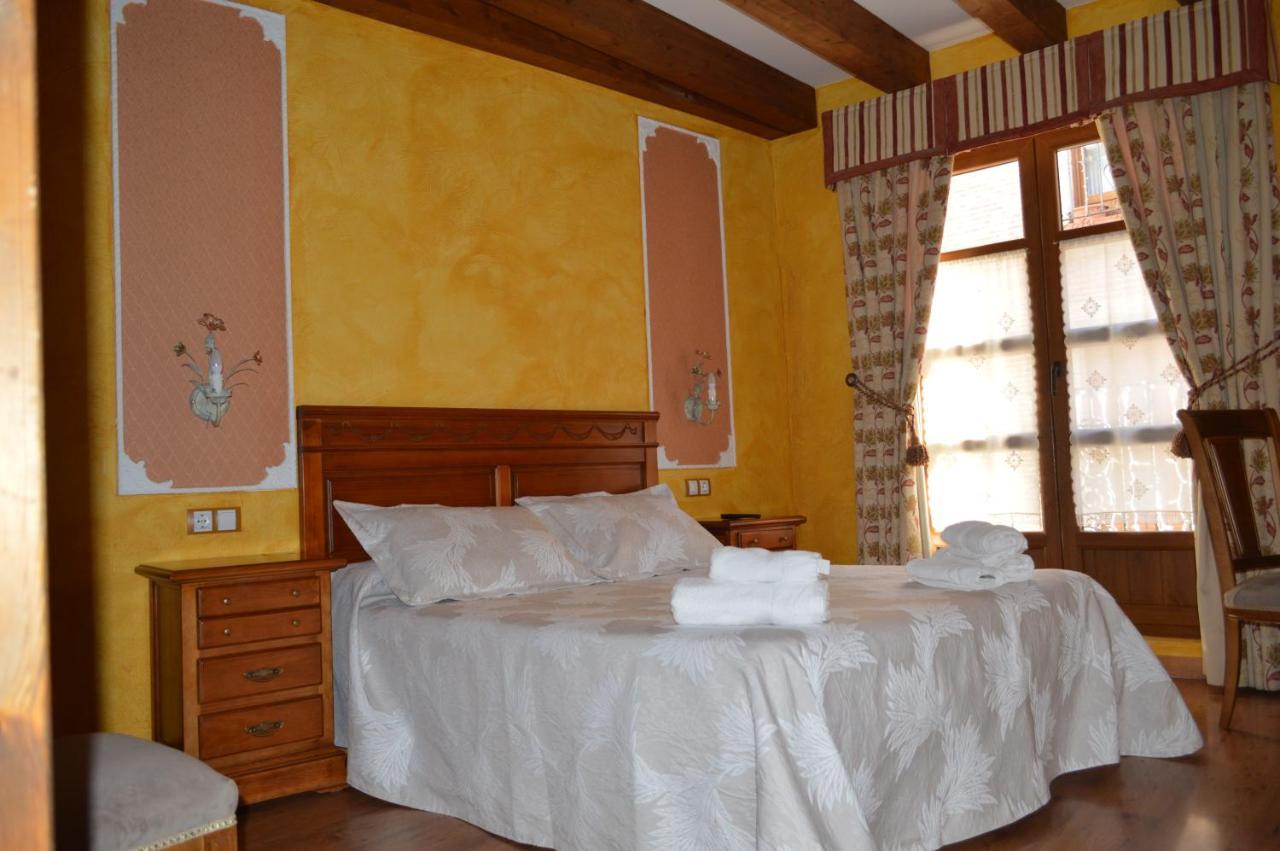 Hotel Rural El Marqués Saldaña Extérieur photo
