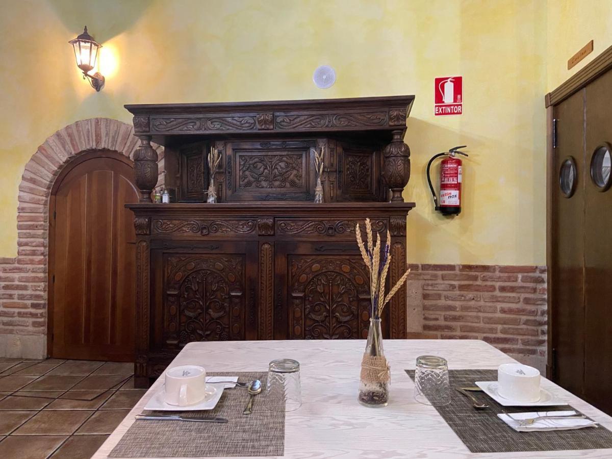 Hotel Rural El Marqués Saldaña Extérieur photo